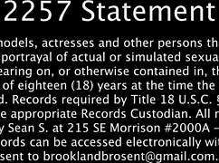 i gave a blowjob to the blonde at the car wash, it was so hot