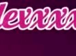 Twerking With Bebelexxx Turns Into Juicy Tight Pussy Action!