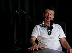 Carlos Urach Admires Daughter Andressa In Humiliating Casting!