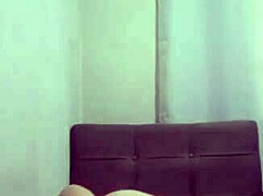 Wow, That Novinha Is Cheating And Showing Off Her Wet Pussy To Other Men!