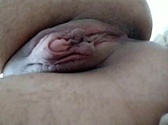 Playing With That Anal Plug 😏