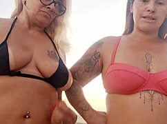 Говорю грязно на пляже с шаловливым другом перед весельем