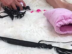 i gave her an epic oil massage then slammed her with a glass dildo!