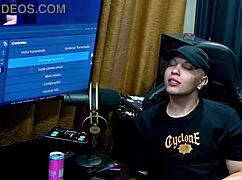 Is Renatinha Mello without panties? What delicious chemistry!