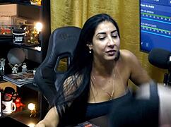 Is Renatinha Mello without panties? What delicious chemistry!