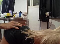 enteada pega se masturbando e foi castigada com sex toy em local publico