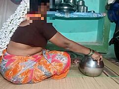 i can’t resist aunty’s hot banging in village home