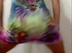 Twerk Girl Dances Seductively On Stage