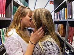 Bookworm Licks Pussy Outdoors