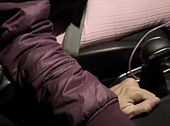 Stranger picked up on road flashes big ass and sucks me off