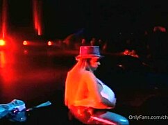 i saw the bustiest stripper rip her clothes