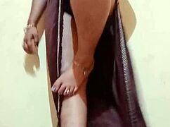 Shilpa Aunty's Voluptuous Body Teases With Big Tits