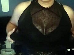 Angelg and kuzz play sexy in lingerie before work!