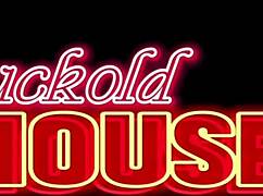 Huge Tits Latina Moans in Shaved Pussy Squirting Fuck