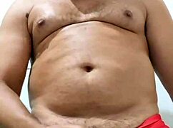 Yuri Gaucho Delivers Huge Cumload in Amateur Handjob