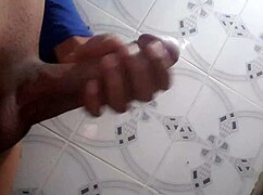 Masturbation Session With Shaved Hairless Body