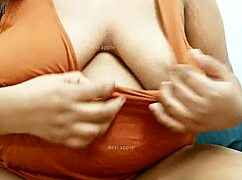 tamil sexy aunty with big boobs