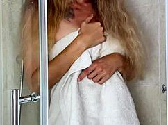 uhh, join me with hairy milf amelie lei in shower... oops!