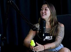 Teen Flor De Damiana Starts Nude Fucking With Two Bi Men!