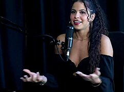 Sweet Karolzinha Gives Tips on Selling Content Outdoors