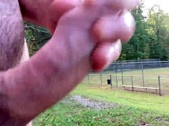 Clitlicker662 teases with sloppy outdoor play in latest update