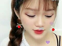 OMG! Cute Asian Girl Livestreams Sexy Vibes on Uplive!