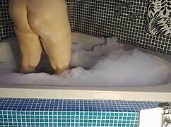 Vivi Guedez Licks and Plays Rough at Motel!