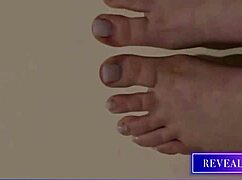 Hey, check out this barefoot milf bathing fantasy with sexy toe-sucking