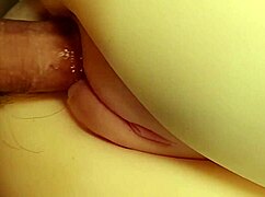 i cant get enuff of her big pussy with toys.