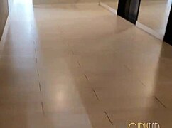 The tourist finds a perfect match with cute Larissa