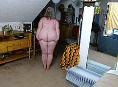 Booty spreading in thongs and g-strings parade! 😘