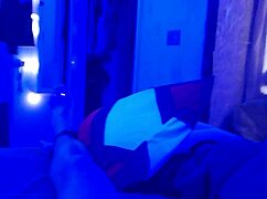 black toes worship big feet in footjob fetish