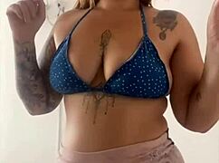 Woman flashes her big pussy after wild night of exhibitionist fun