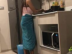 Ssbbw Superbody Reacts To Huge Monster Cocks Intensely