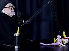 would flor de damiana do outdoor sex in lingerie?