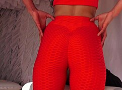 I couldn't believe she gave me a massage with a cum load inside her dripping pussy!