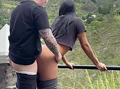 young couple fucks in medellin park, things go wrong