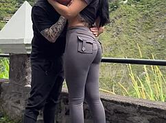 young couple fucks in medellin park, things go wrong