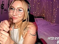 Thick Pawg Feels Emotions Ignoring Black Dick While Streaming