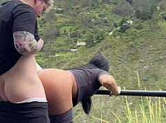 young couple fucks in medellin park, things go wrong