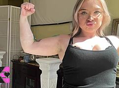 Watch Me Flex These Arms And Ass In Slow-Motion