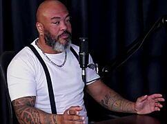 Safada faz uma dança sensual após falar que não faz sexo anal gosta das preliminares adora chupar transou em trilha e seus fetiches - sweet karolzinha watch on sheer red