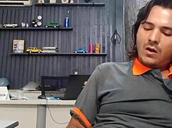 Soloboy Enjoys Outdoor Masturbation Session