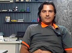 Soloboy Enjoys Outdoor Masturbation Session