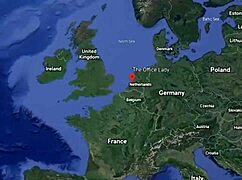 THE OFFICE LADY WORKS HARD!