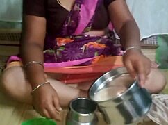 Aunty Hardcore With Stepbrother Show Hairy Pussy