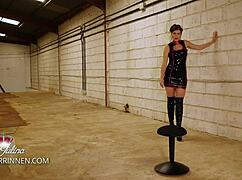 lady julina in latex controls my orgasm 😈