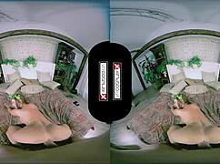 poison ivy cosplay vr - stunning redhead in intense scene