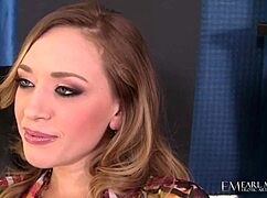 Kagney Linn Karter Stripping And Dildo-Fucking Her Big Pussy 😍