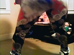 This black milf is dropping that ass and pussy like she's young! 😍